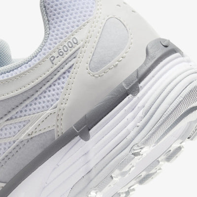 Nike | P-6000  { MTLC SUMMIT WHT/WHITE-PURE PLATINUM