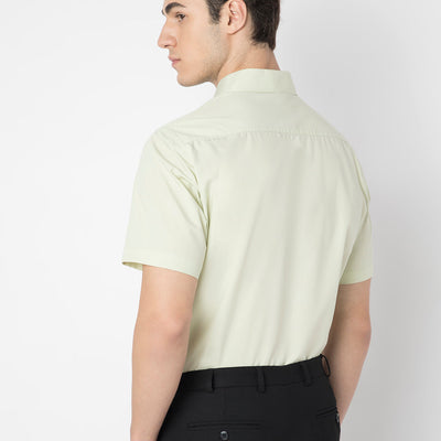 Wrinkle Free Half Sleeve Shirt