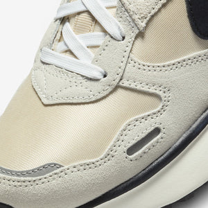 Nike | PHOENIX WAFFLE  { SUMMIT WHITE/BLACK-SANDDRIFT-SAIL