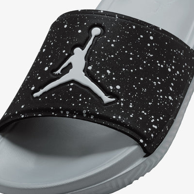 JORDAN | JUMPMAN { BLACK/WHITE-COOL GREY