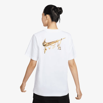 NIKE | LOOSE SHORT-SLEEVE GRAPHIC T-SHIRT { WHITE