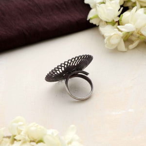 trueBrowns Silver Tone Floral Circular Ring