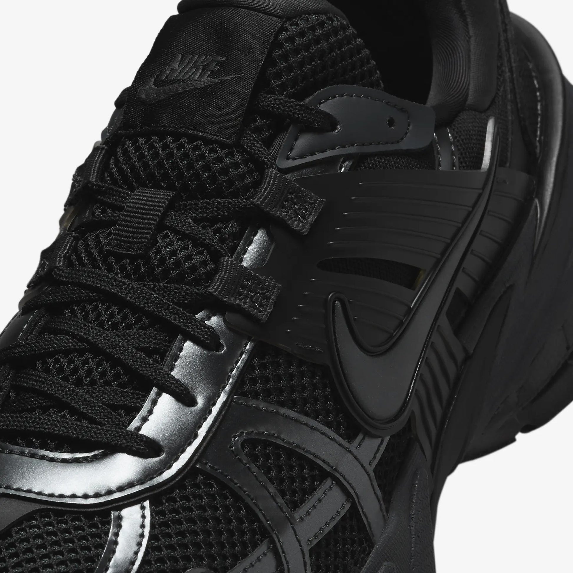 Nike | V2K RUN  { BLACK/DK SMOKE GREY-ANTHRACITE