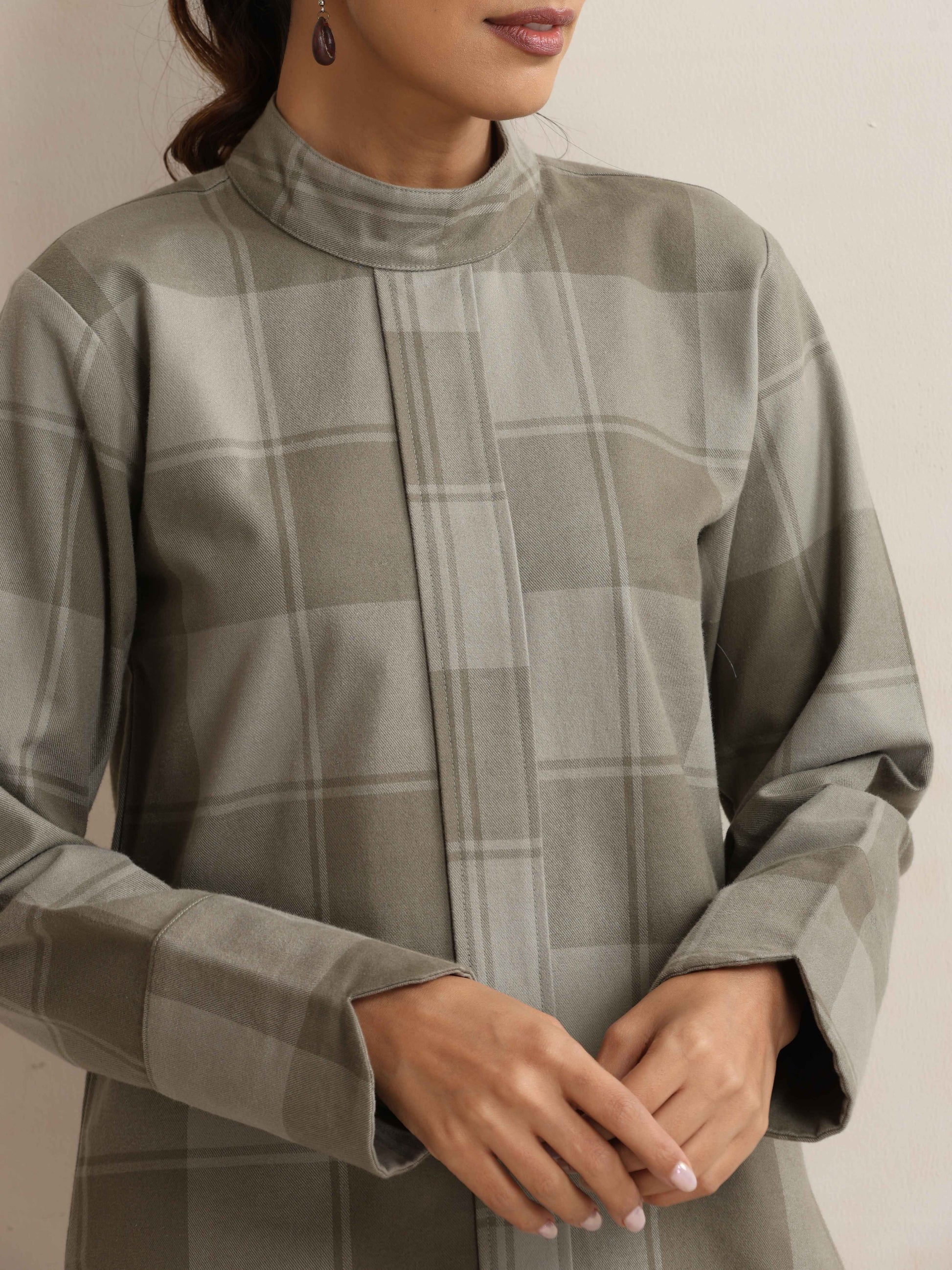 trueBrowns Green Check High Neck Short Kurta