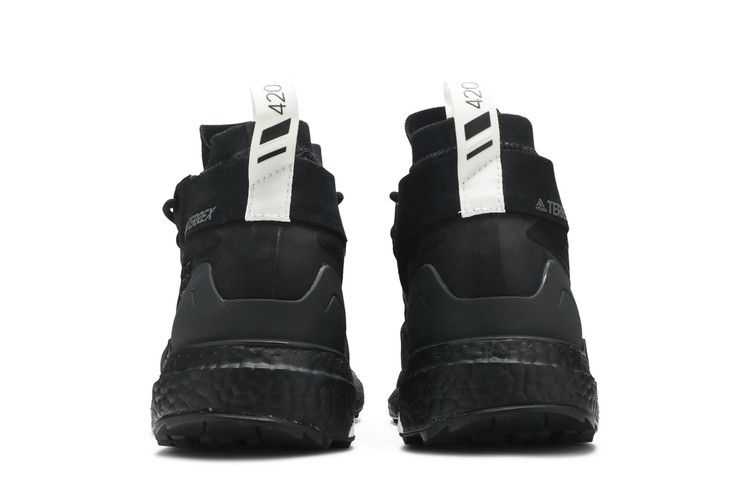 adidas Haiwee Core Black Metallic