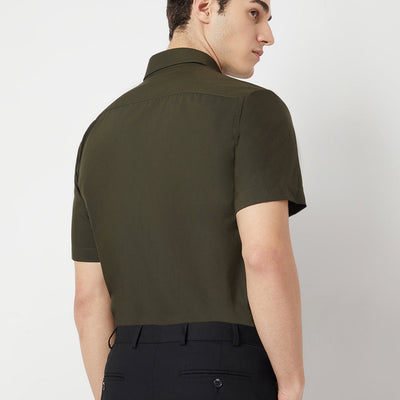 Wrinkle Free Half Sleeve Shirt