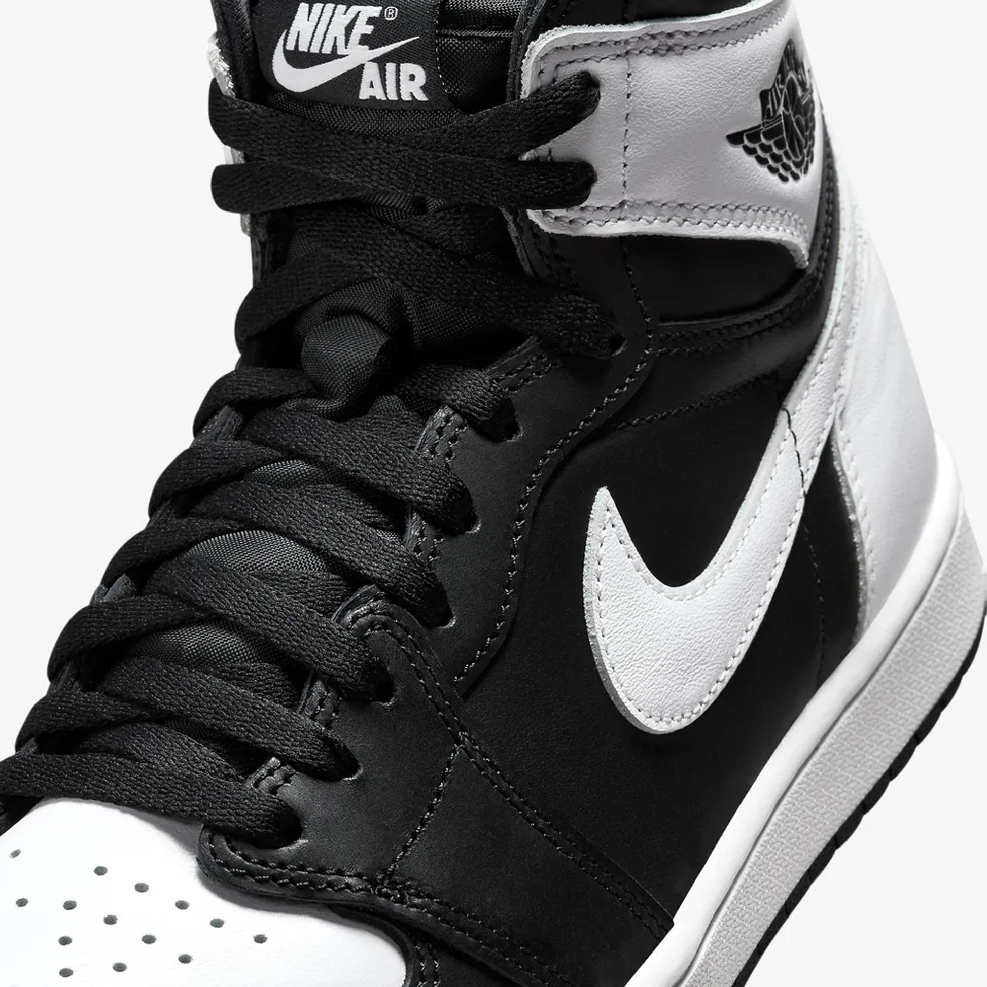 Jordan | AIR JORDAN 1 RETRO HIGH OG  { BLACK/WHITE-WHITE