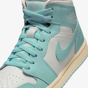JORDAN | AIR JORDAN 1 MID { SAIL/LIGHT DEW-MUSLIN