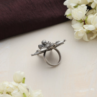 trueBrowns Silver Tone Floral Ring