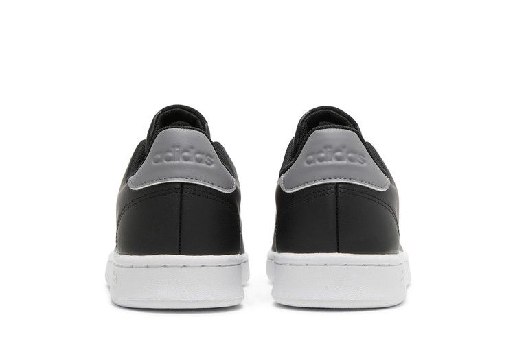 adidas Advantage Black White