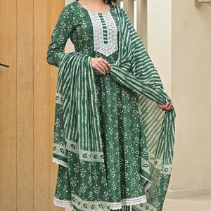 green-floral-printed-pure-cotton-anarkali-salwar-suit-1