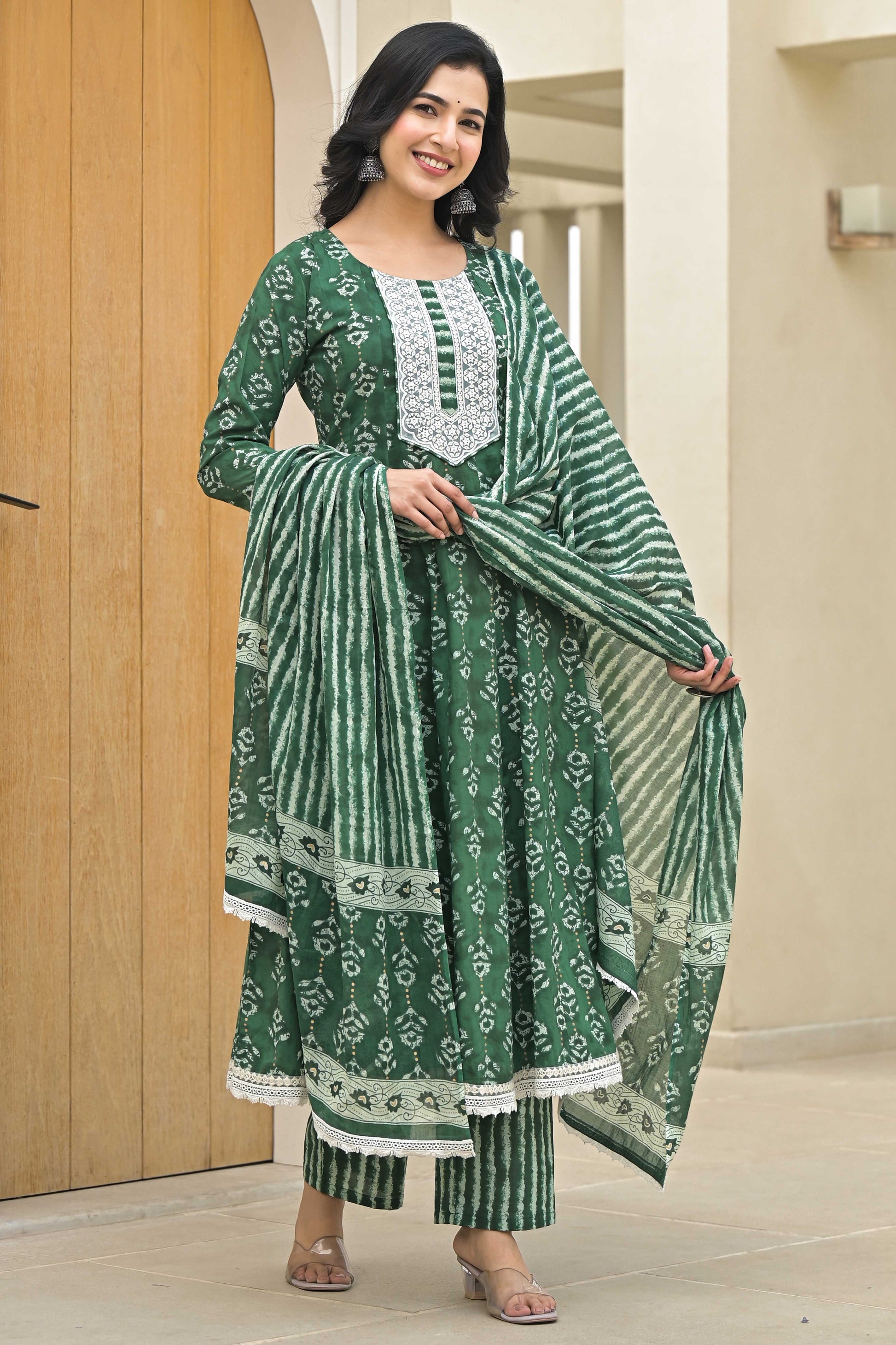 green-floral-printed-pure-cotton-anarkali-salwar-suit-1