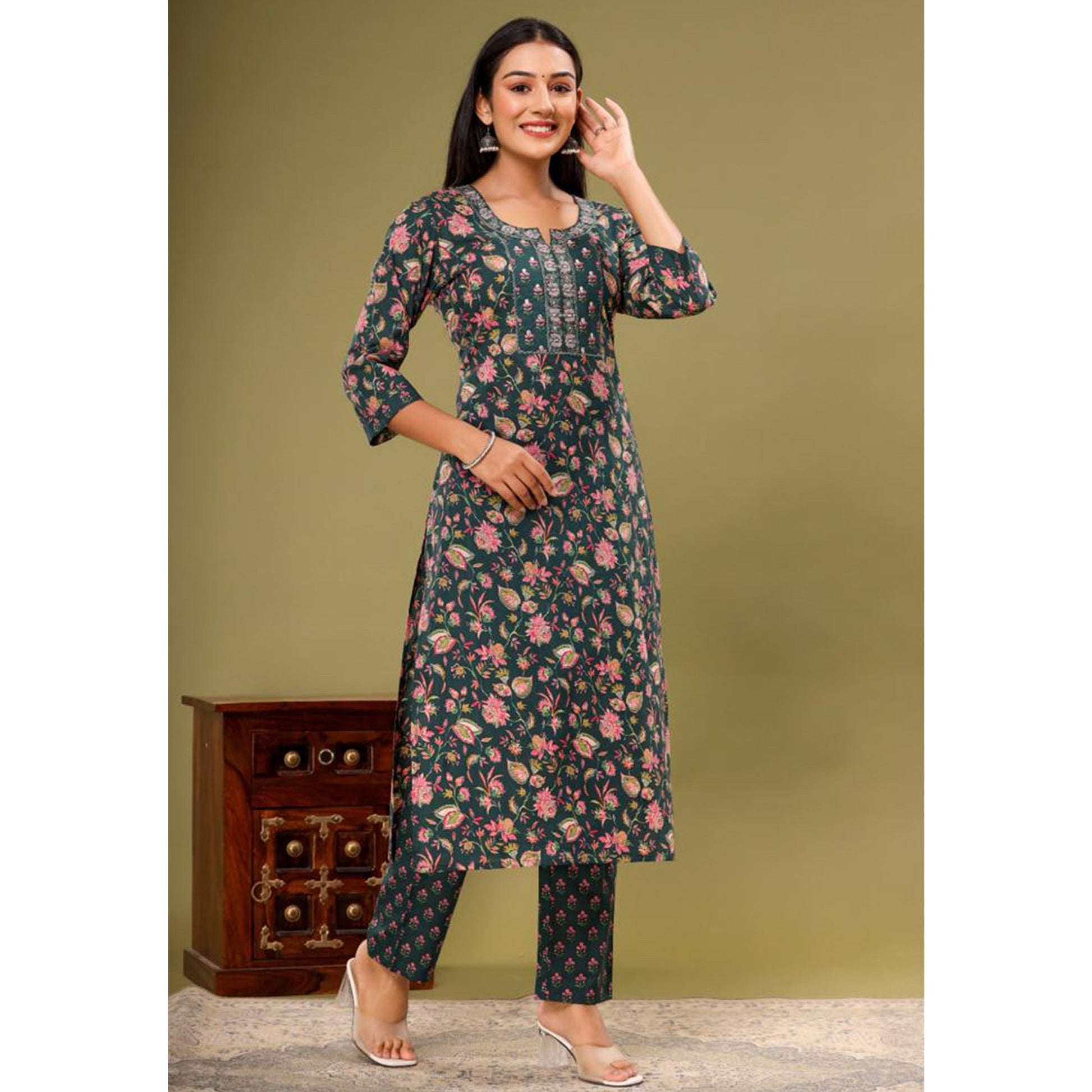 green-floral-printed-pure-cotton-suit-2