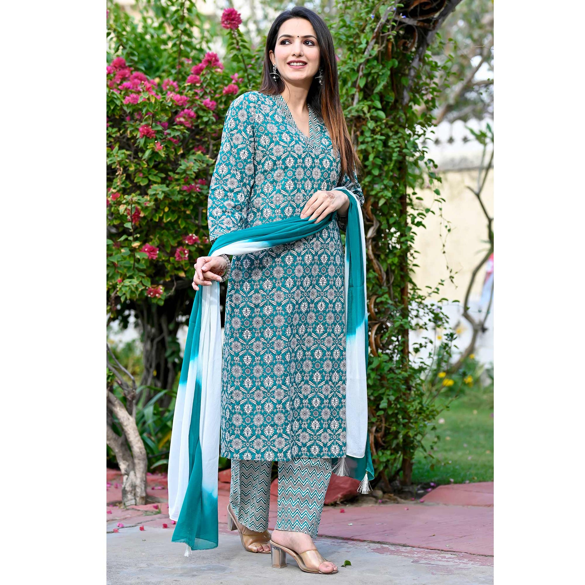 green-floral-printed-pure-cotton-salwar-suit-1