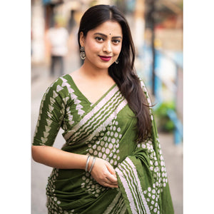 green-printed-chanderi-saree-with-tassels