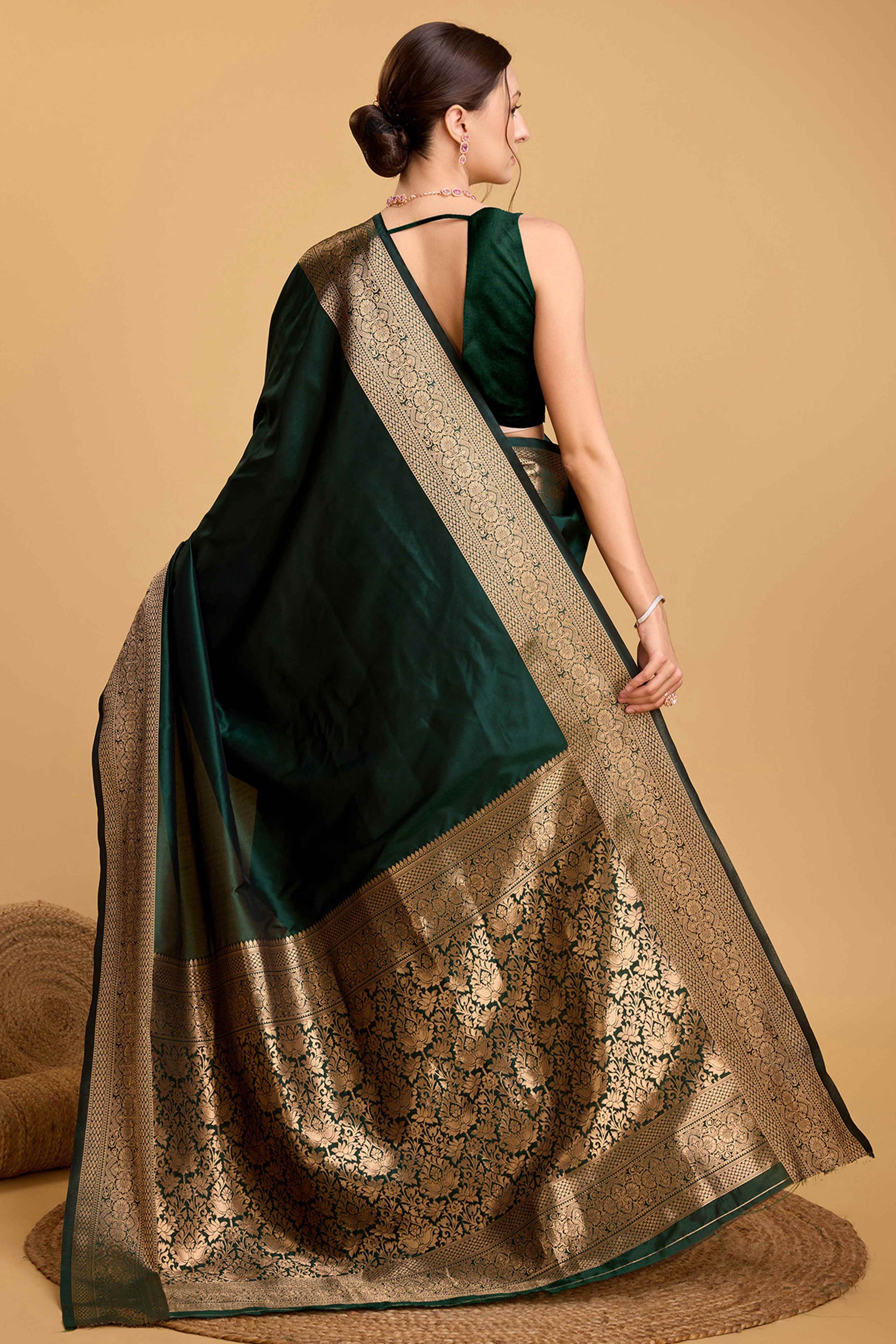 green-zari-weaving-banarasi-silk-saree-29