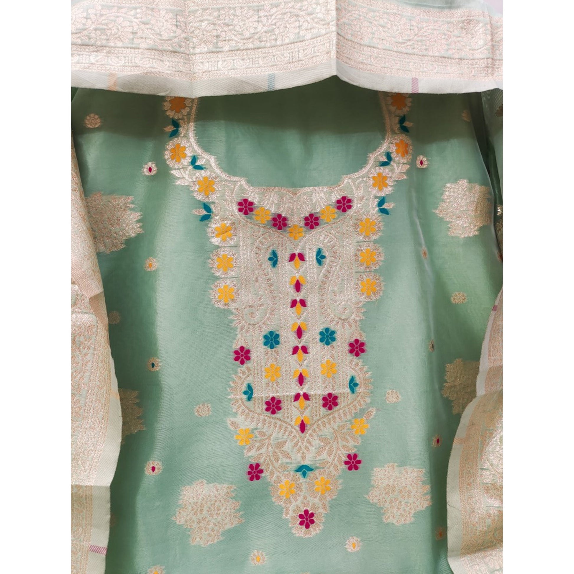 green-floral-woven-organza-dress-material-4