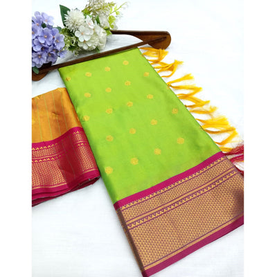 green-zari-woven-lichi-art-silk-saree-with-tassels