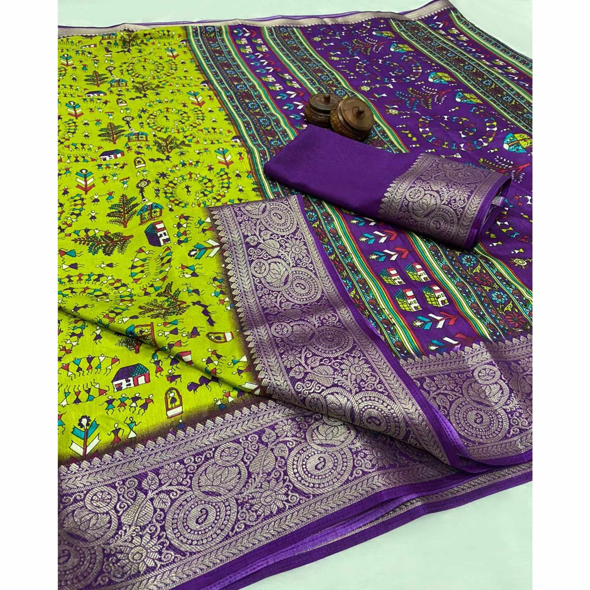 green-warli-printed-dola-silk-saree-with-zari-border