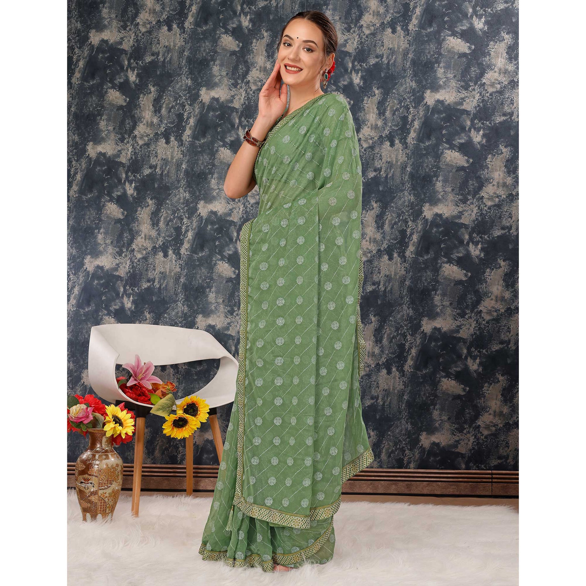 green-printed-chiffon-saree-with-lace-border-5
