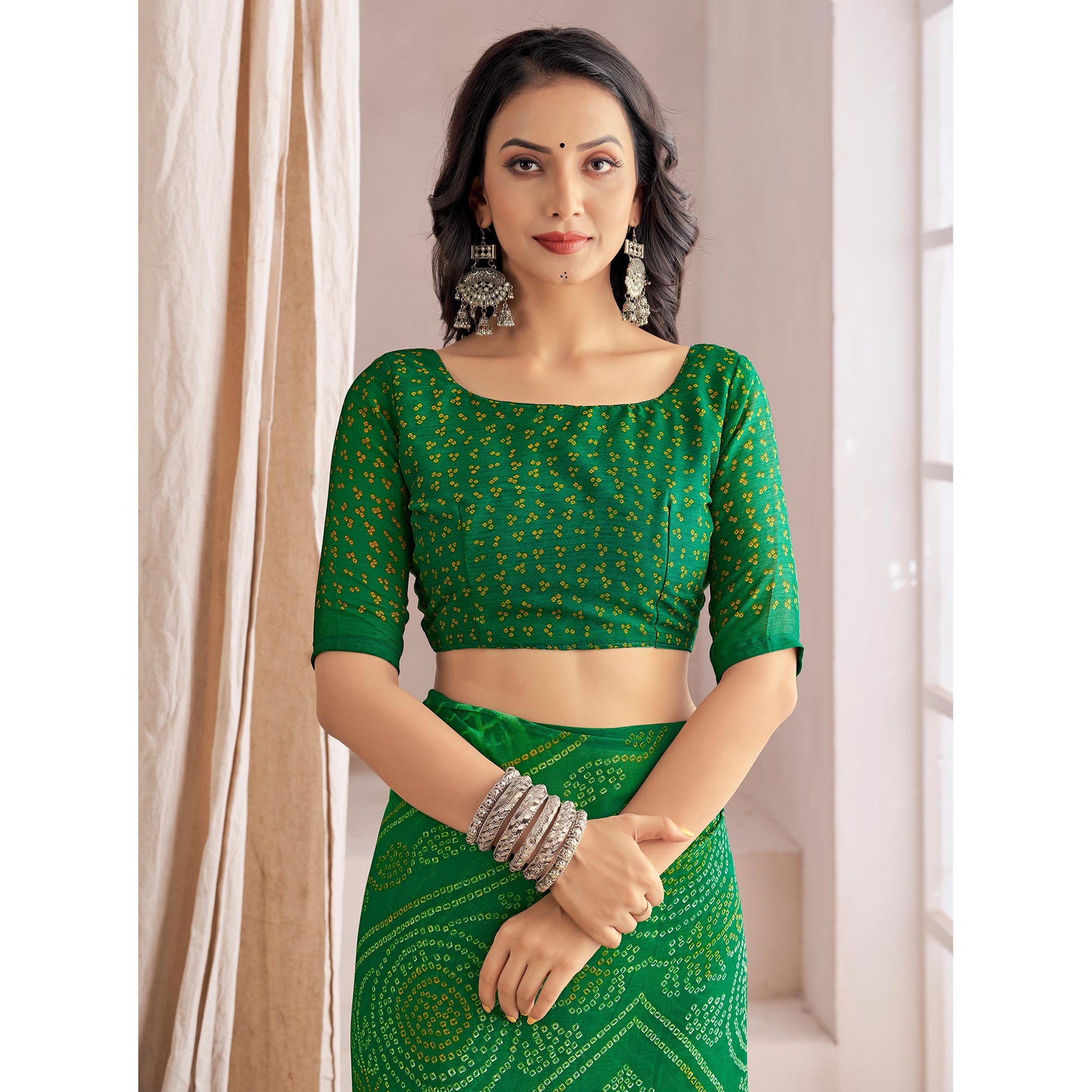 green-bandhani-printed-chiffon-saree-6