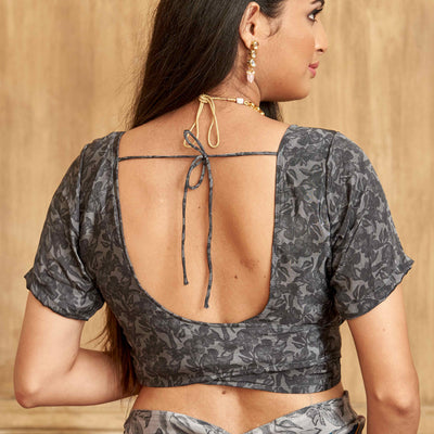 grey-floral-printed-crepe-silk-saree-23