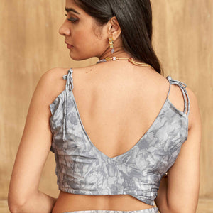 grey-floral-printed-crepe-silk-saree-19