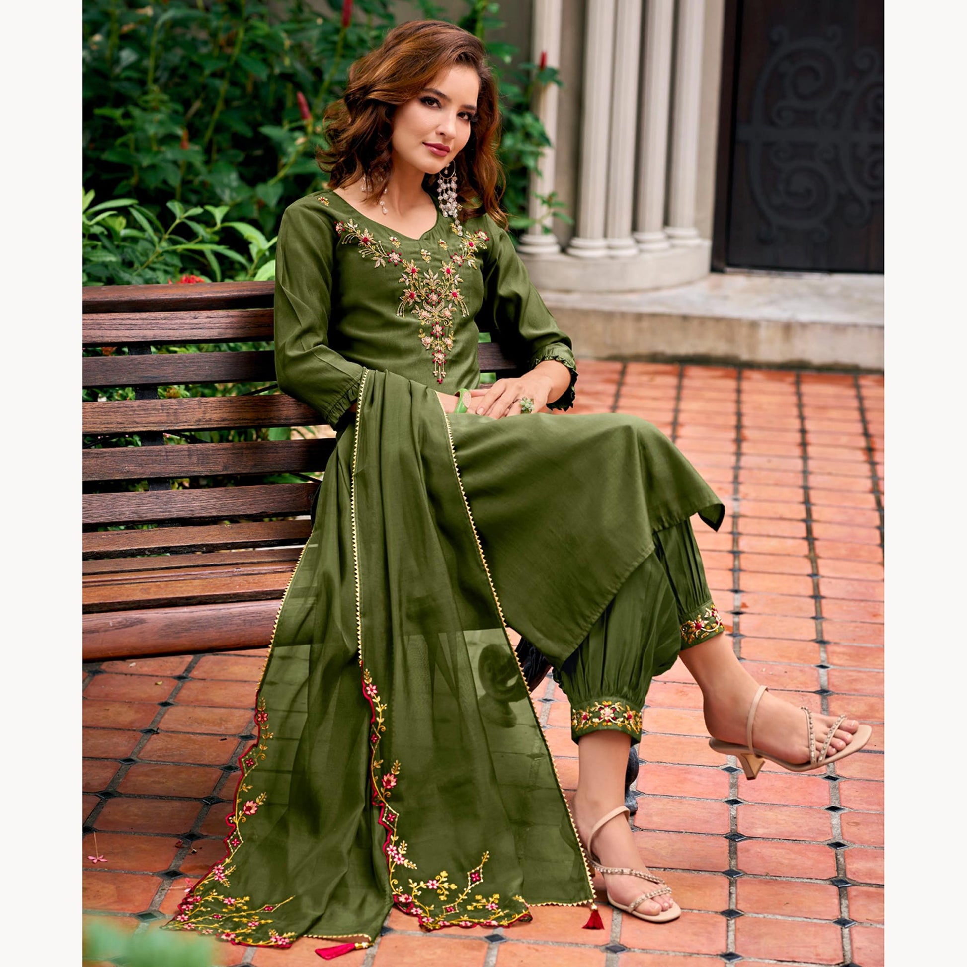 green-floral-embroidery-chanderi-silk-suit