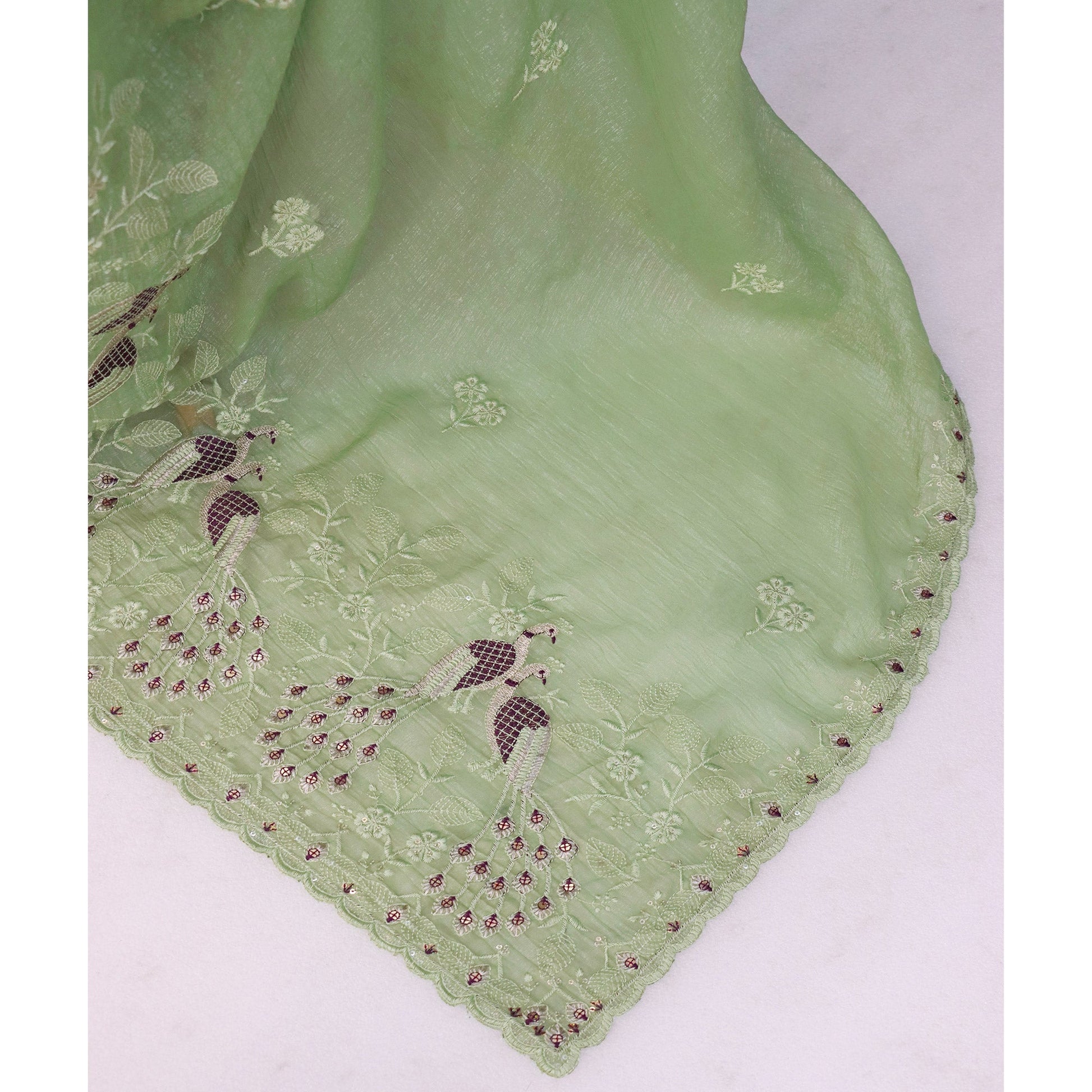 green-floral-sequins-embroidered-art-silk-crush-saree-4