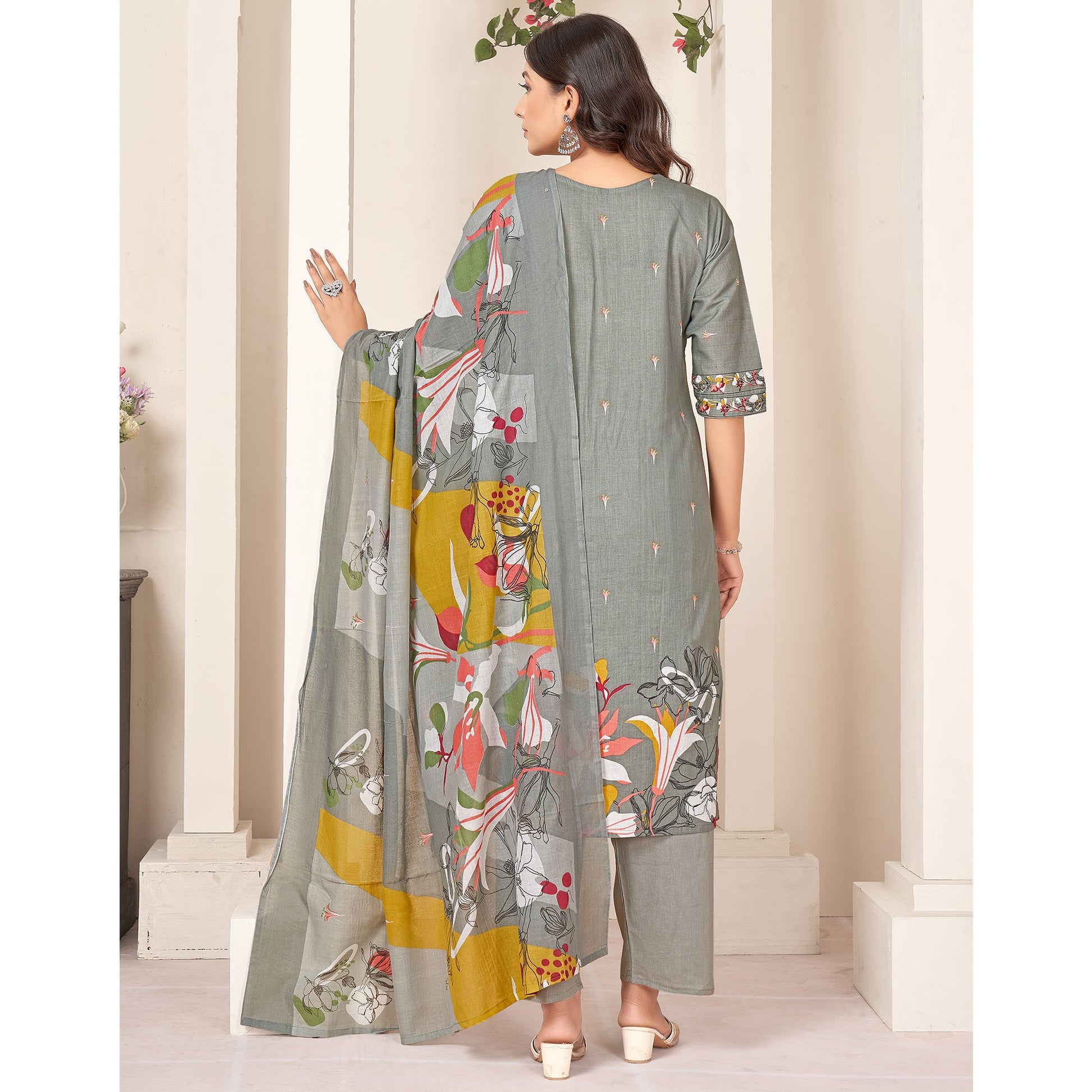 grey-floral-printed-pure-cotton-straight-salwar-suit-1