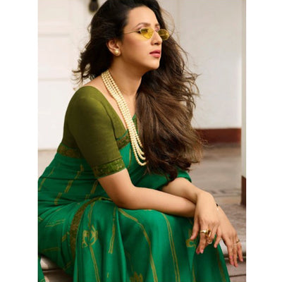 green-printed-art-silk-saree-with-lace-border