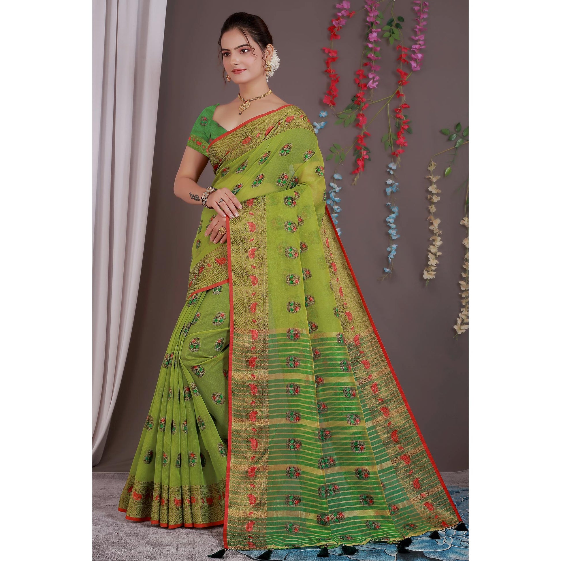 green-floral-woven-cotton-silk-saree-with-tassels-9