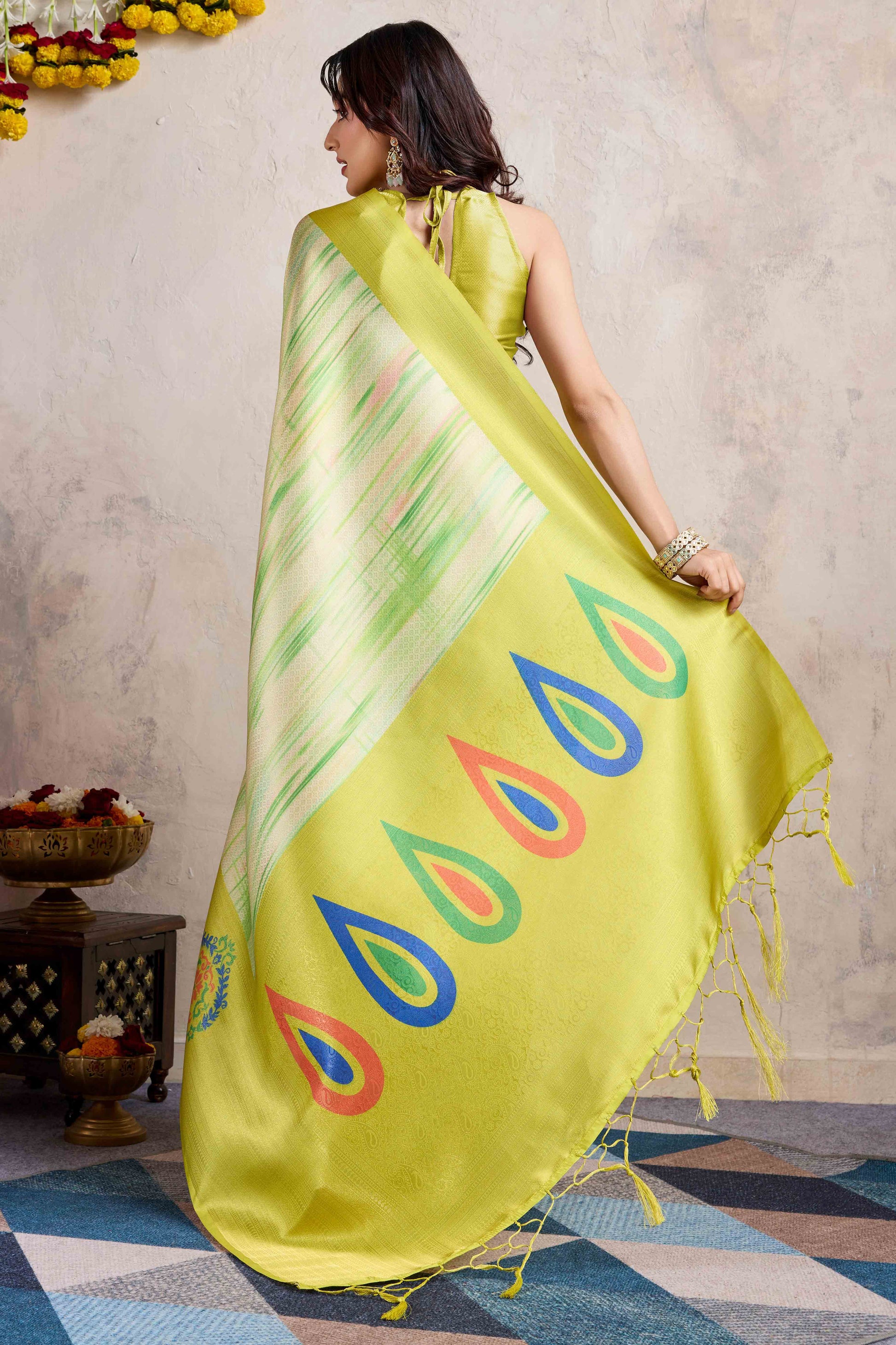 green-kanoko-print-weaving-soft-banarasi-silk-saree