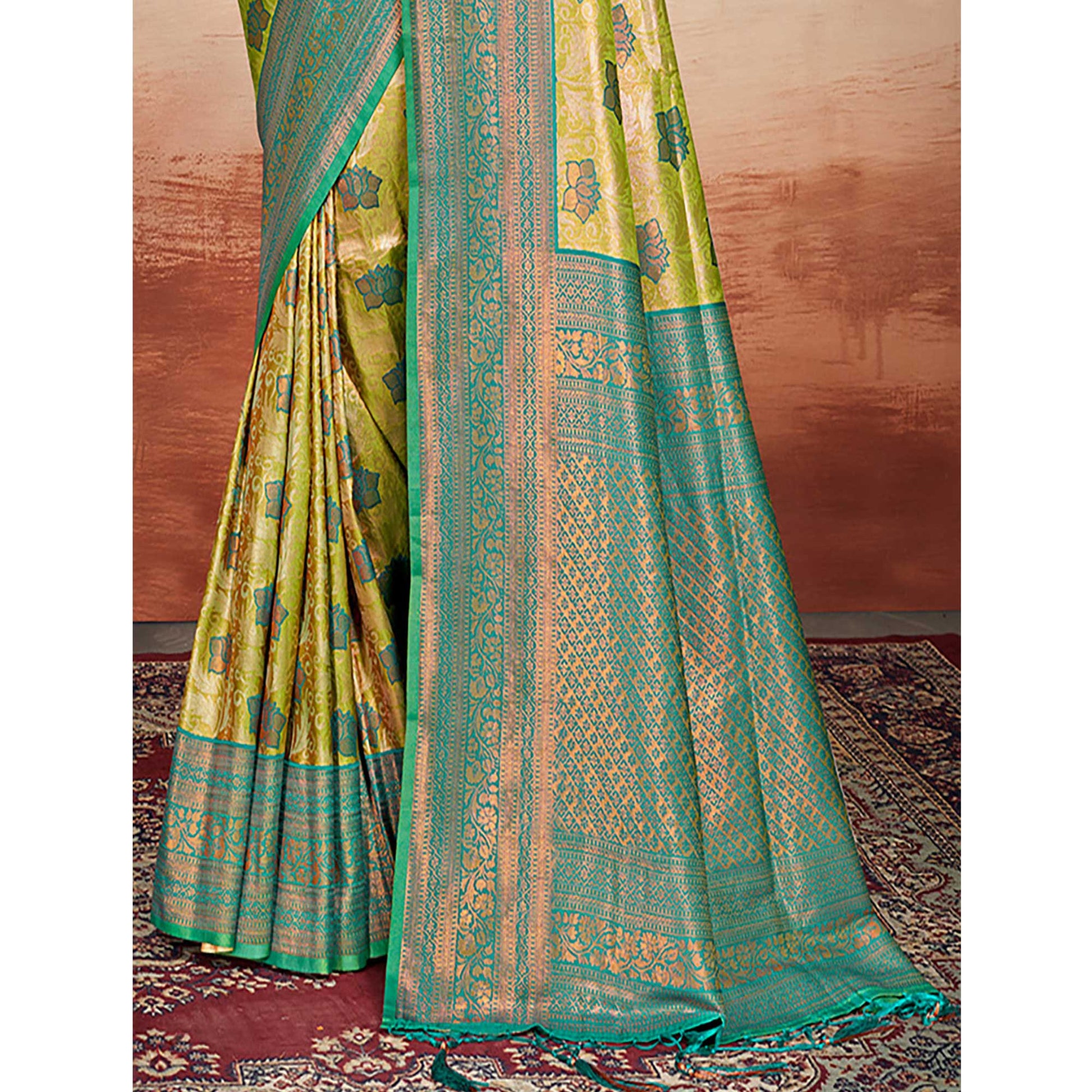 green-floral-woven-kanjivaram-silk-saree-with-tassels-4