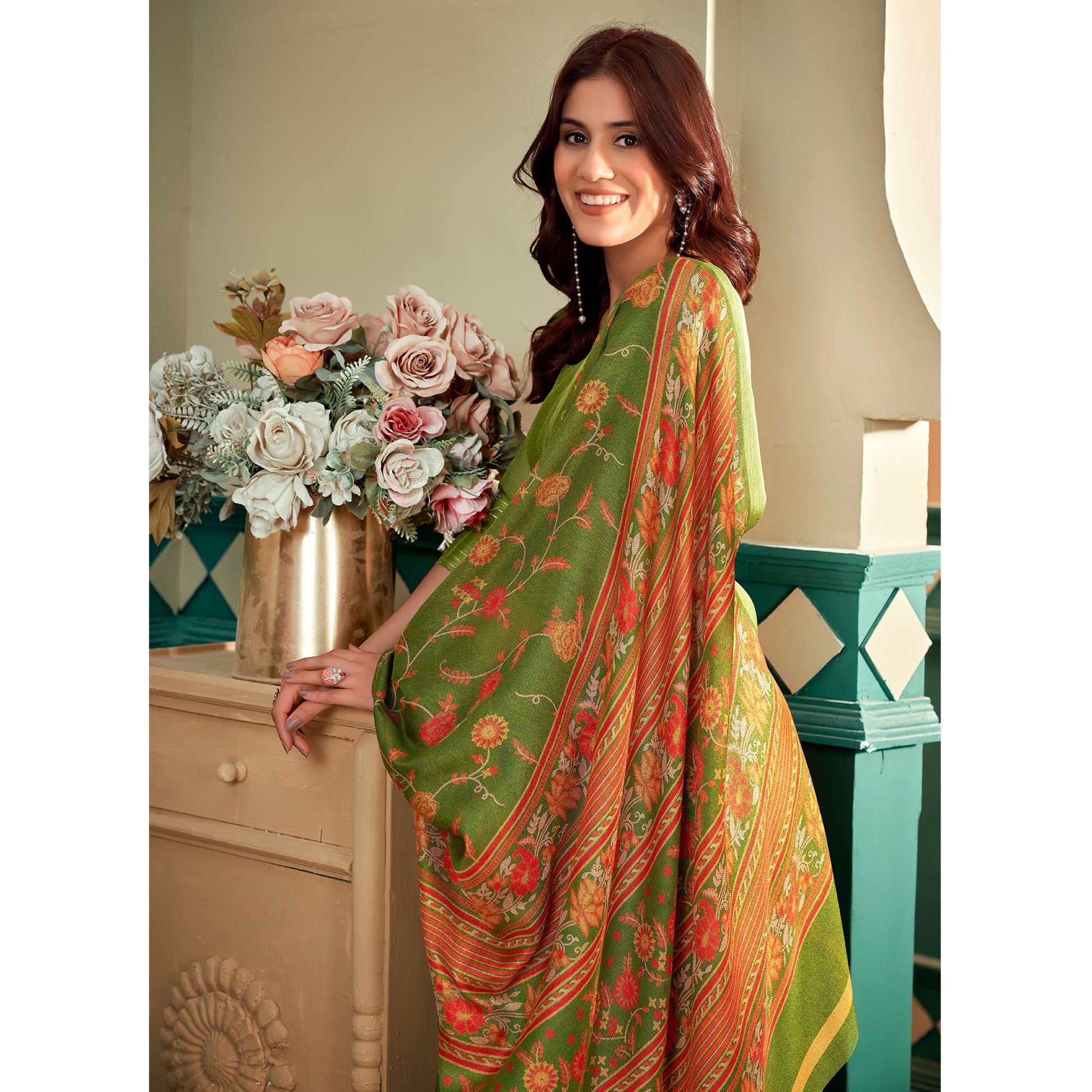 Mehandi Green Floral Printed Linen Saree