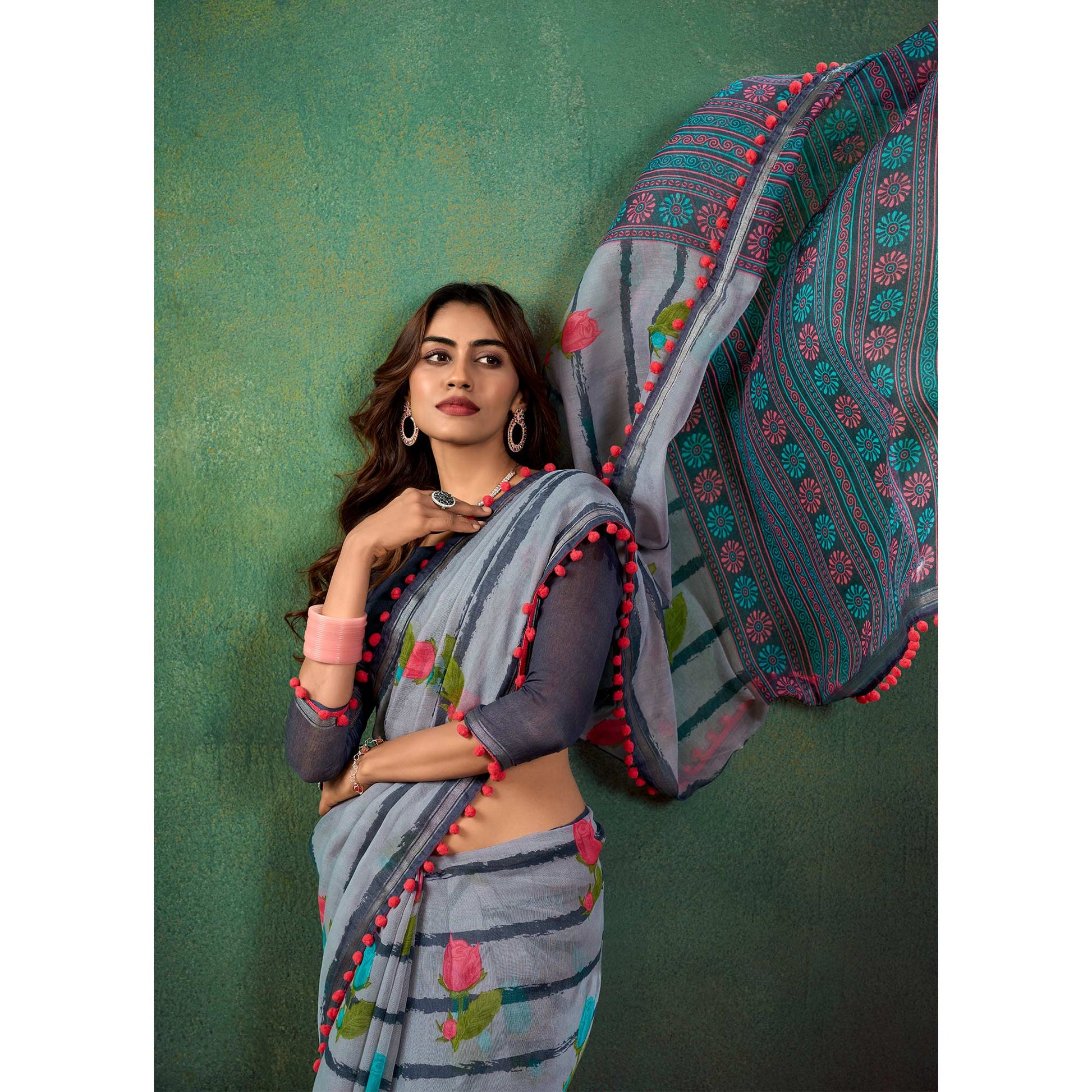 grey-floral-printed-mul-mul-cotton-saree
