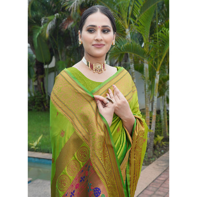 green-woven-paithani-art-silk-saree-2