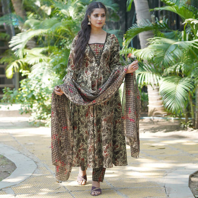 grey-anarkali-chanderi-silk-suit-with-hancrafted-foil-print