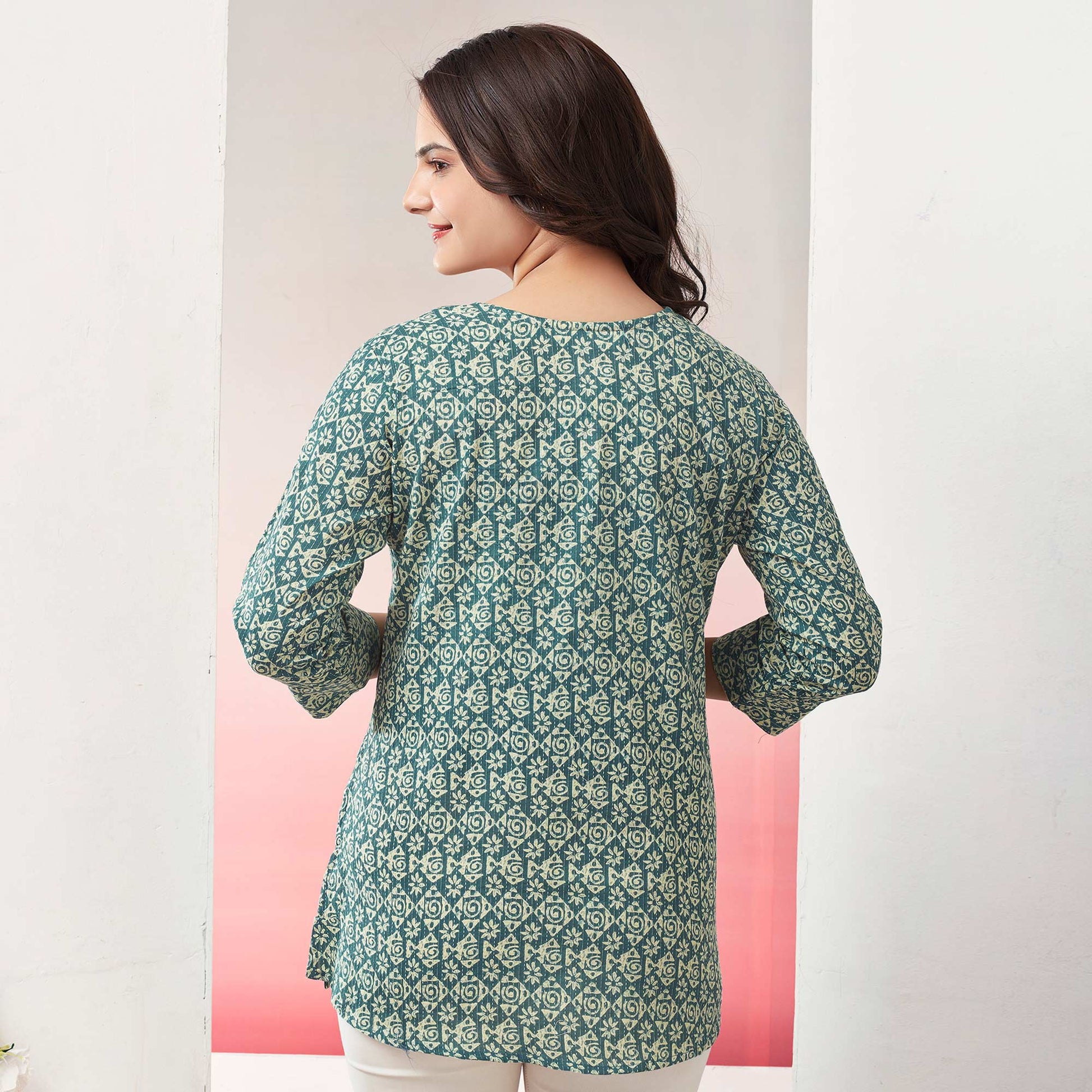 green-printed-pure-cotton-straight-top