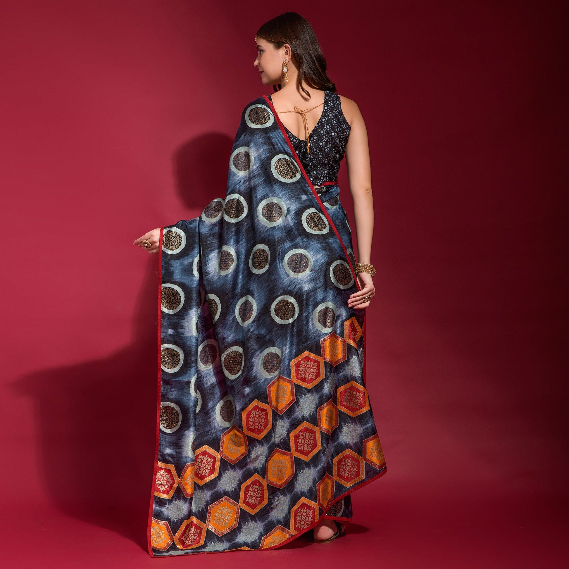 grey-foil-printed-art-silk-saree