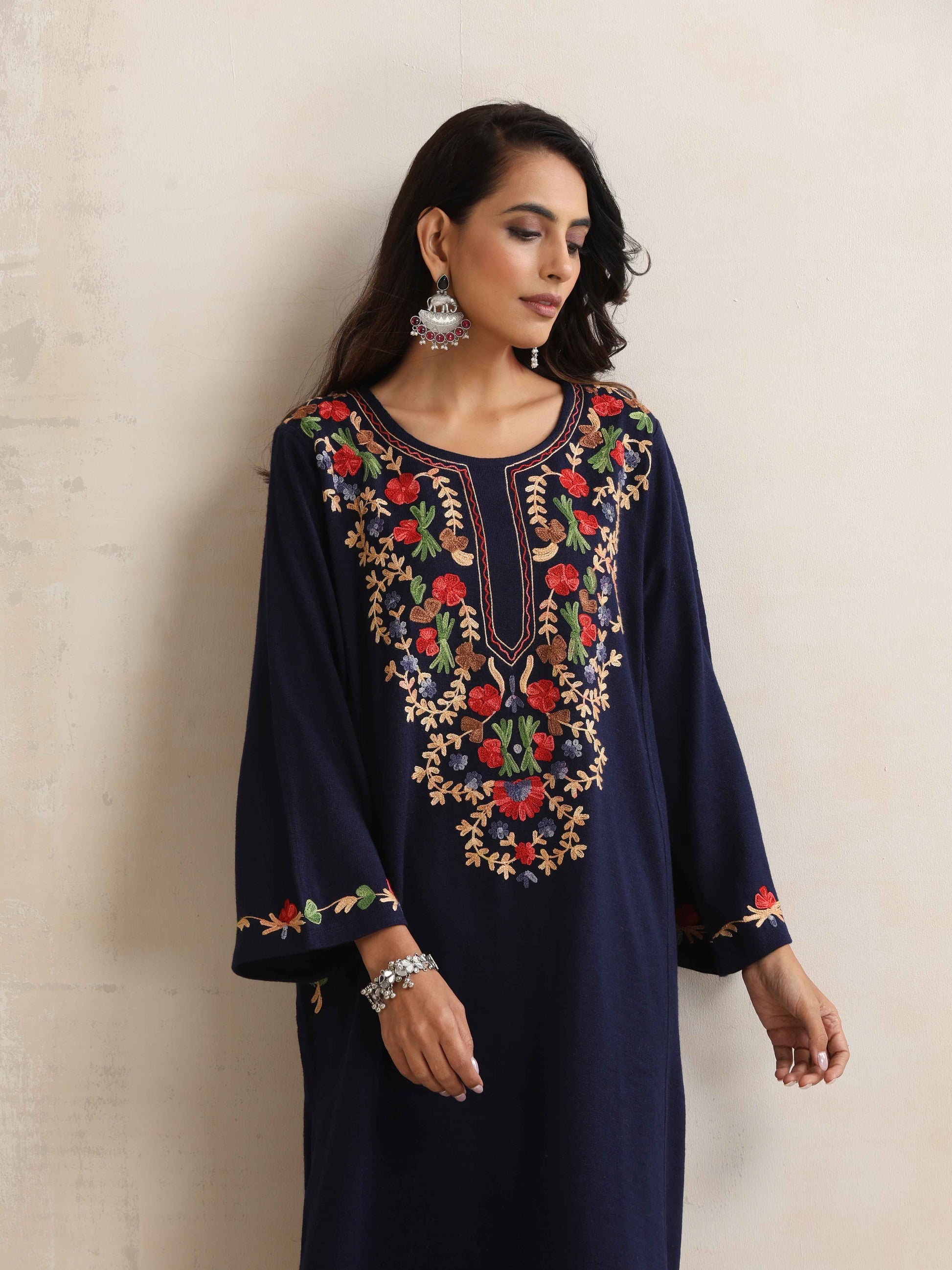 trueBrowns Blue Kashmiri Embroidered Woollen Phiran Kurta