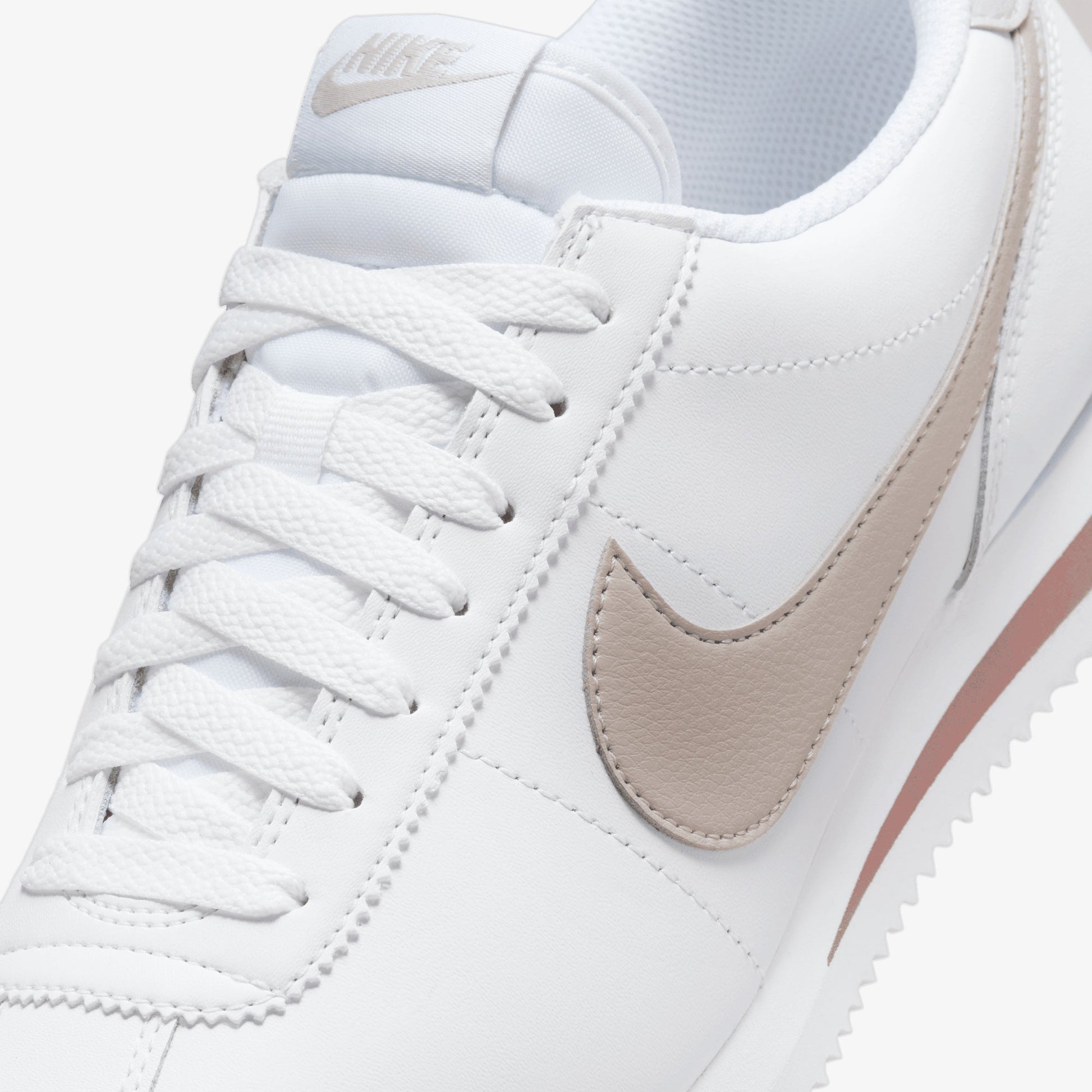Nike | CORTEZ  { WHITE/PLATINUM VIOLET-SMOKEY MAUVE-BLACK