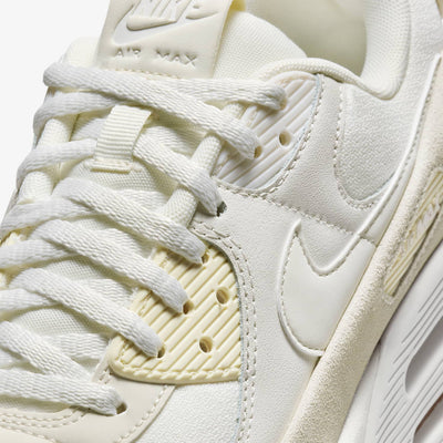 NIKE | AIR MAX 90 LV8 { SAIL/SAIL-PHANTOM-LT OREWOOD BRN