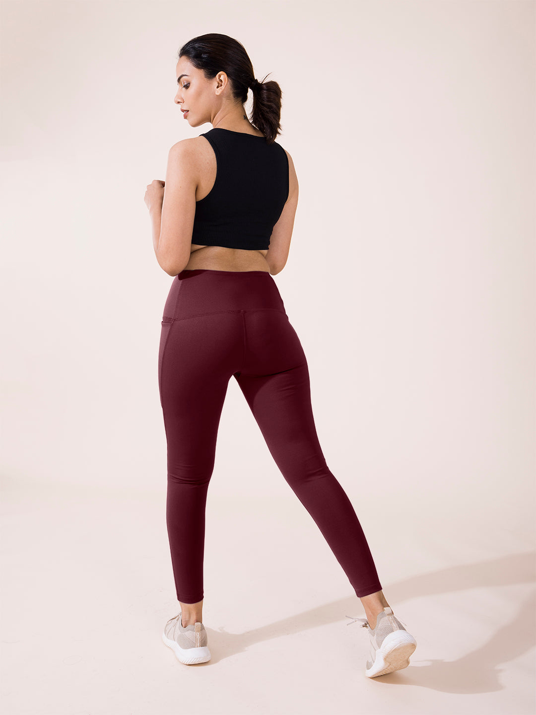 Women Solid Maroon Nylon Fitness Tights
