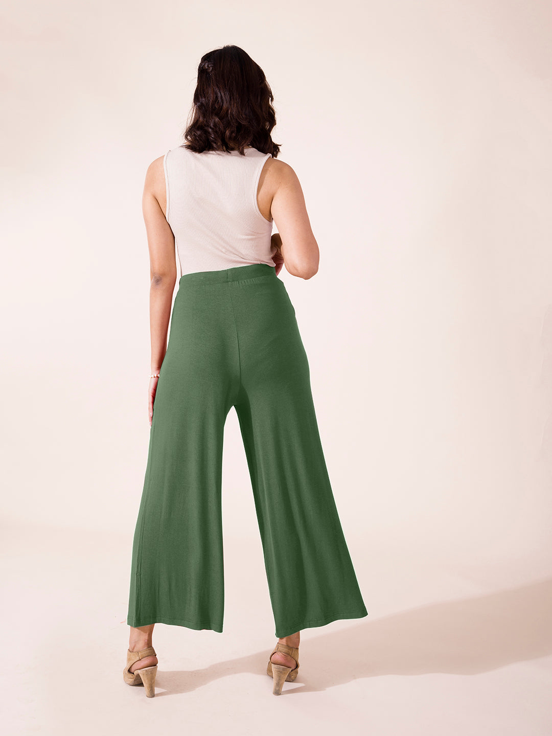 Women Solid Dark Olive Viscose Mid Rise Knit Palazzos