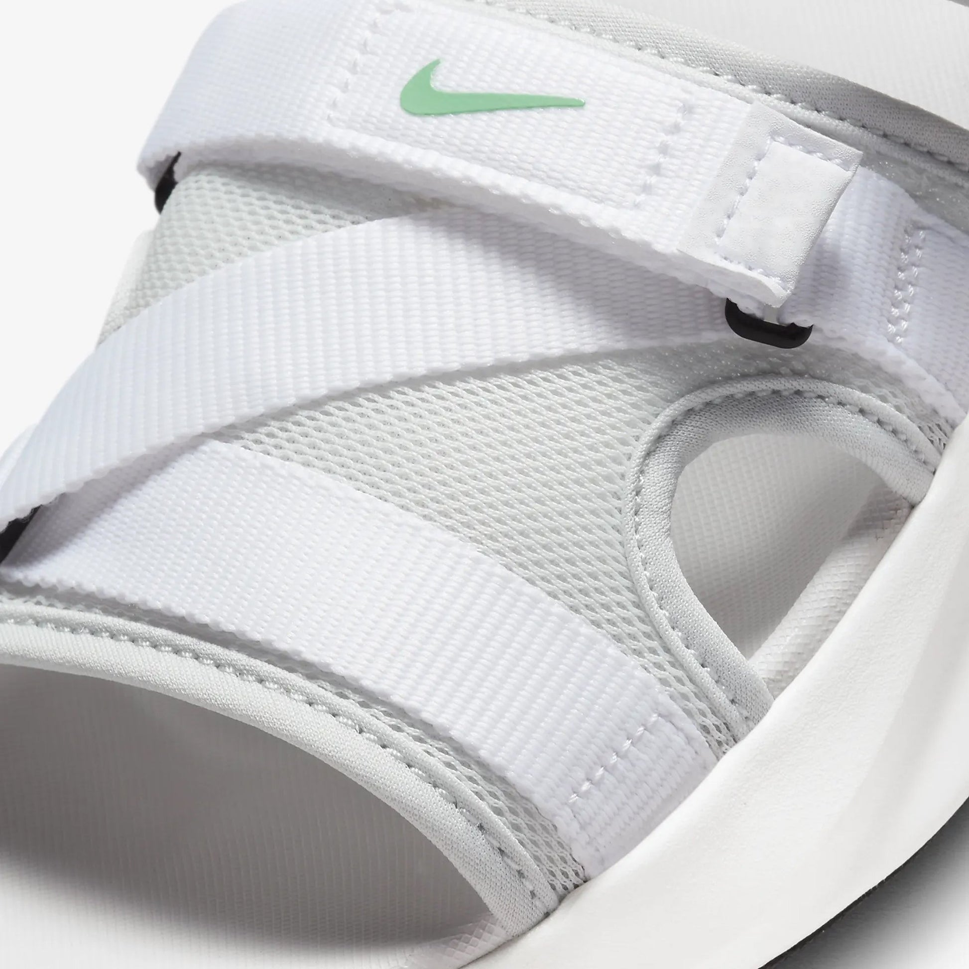 Nike | AIR MAX SOL  { PHOTON DUST/SPRING GREEN-WHITE-BLACK