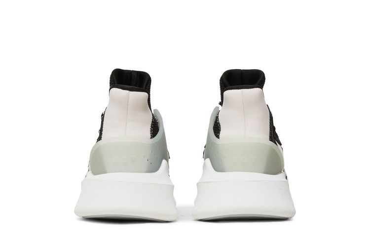 adidas A.R. Trainer Core Black