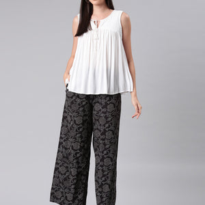 Women Black Woven Viscose Mid Rise Printed Palazzo