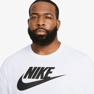 NIKE | SPORTSWEAR T-SHIRT { WHITE/BLACK