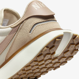 NIKE | PHOENIX WAFFLE { SANDDRIFT/HEMP-SESAME-METALLIC SILVER